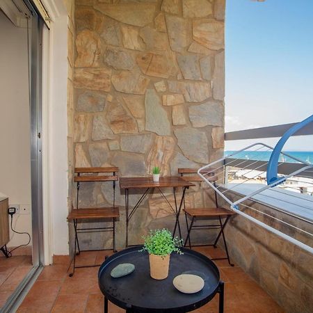 Central, By Sea, Seaview, Renovated 1 Bedroom Flat 拉纳卡 外观 照片
